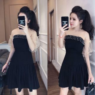 Váy xòe xếp ly đính ngọc