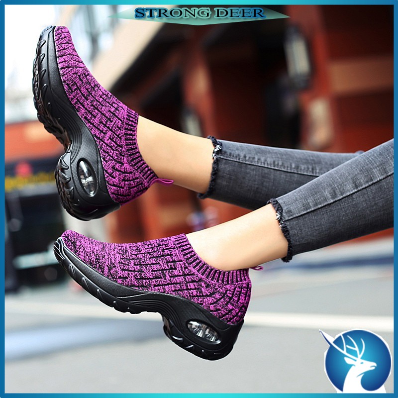 2022Giày thể thao thoáng khí thời trang size 35-42 cho nữ