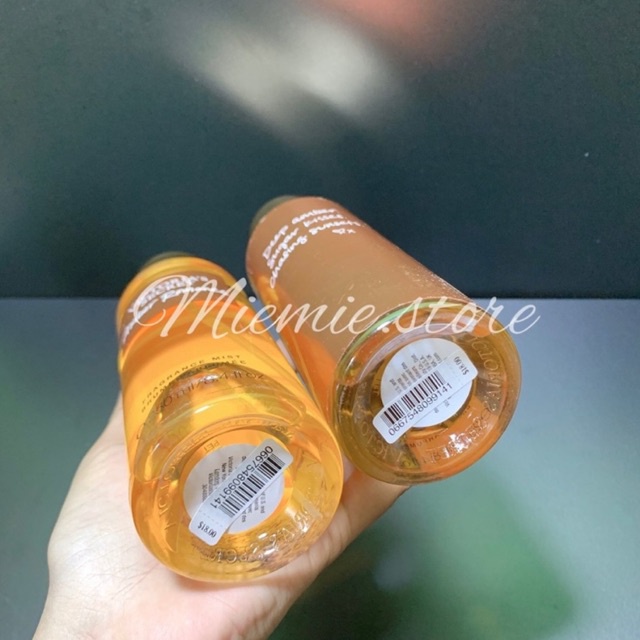 XỊT TOÀN THÂN VICTORIA SECRET MÙI AMBER