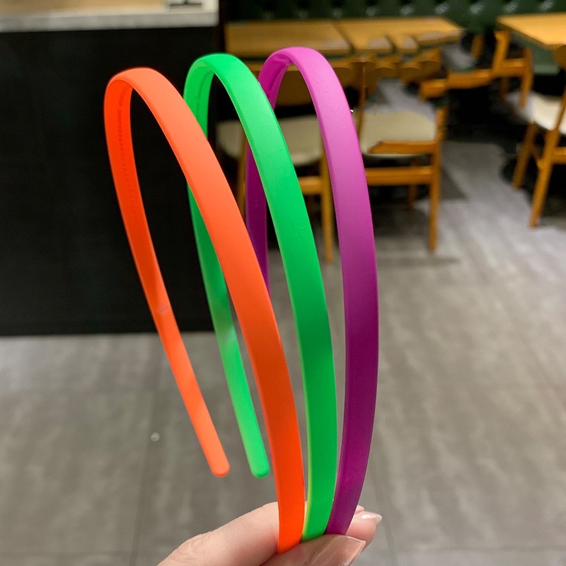 Bờm nhựa mầu Neon cá tính