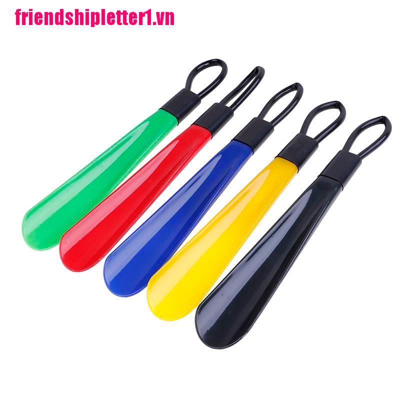 Dụng Cụ Xỏ Giày Bằng Nhựa Cán Dài 28cm Tiện Lợi