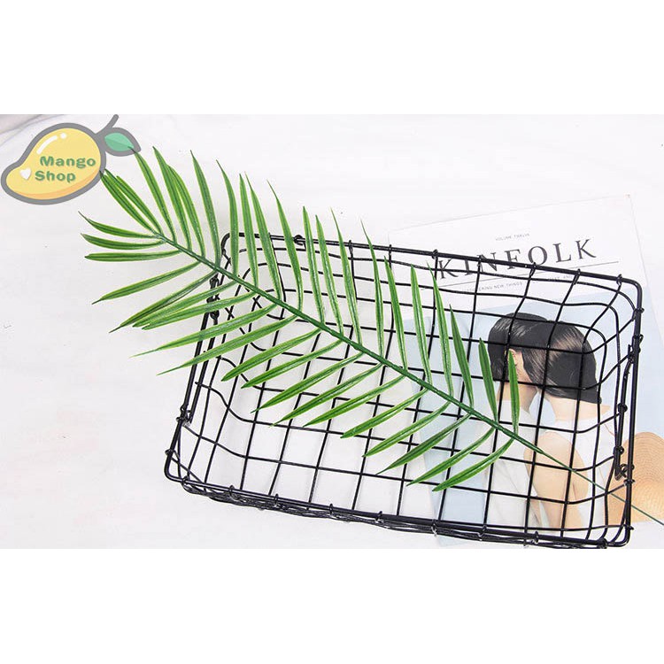 Lá nhựa chụp ảnh ( Lá dừa )