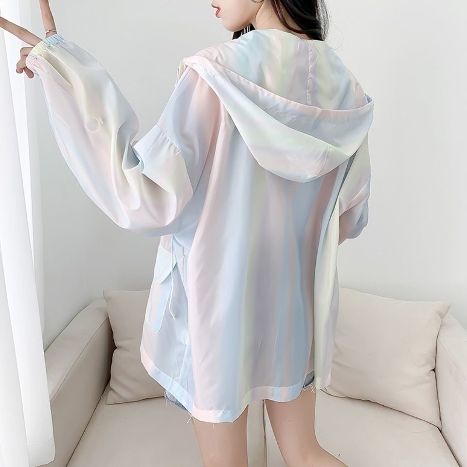 Áo Khoác Chống Nắng Mỏng Dáng Rộng Màu Gradient Dễ Phối Đồ Phong Cách Nhật Bản Thời Trang Mùa Hè Dành Cho Nữ 2022