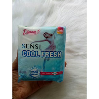 Băng vệ sinh Diana sensi Cool Fresh 8M