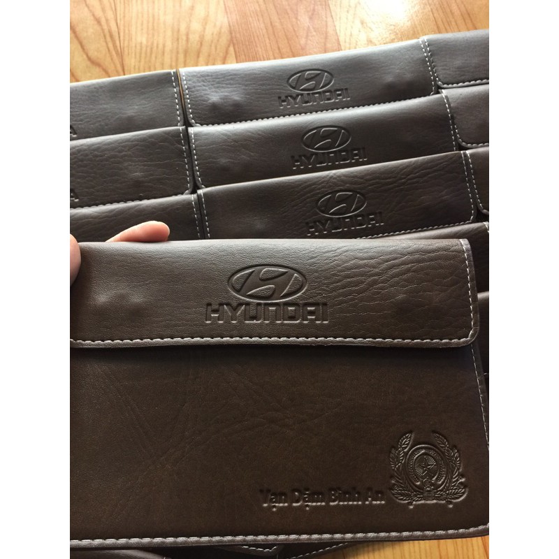 VÍ DA để hồ sơ đăng kiểm ô tô da cao cấp logo Huyndai ô tô shop An gia Phát Đà Nẵng