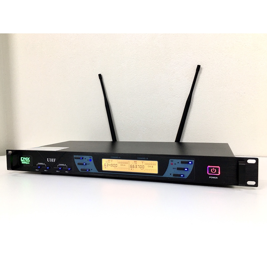 Micro Không Dây DNX X1000 Pro Cảm Biến Tự Ngắt, Dò Tần Số Sóng.Chuyên Karaoke Gia Đình, Phòng Trà, Quán Hát..