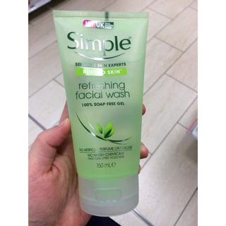 Sữa rữa mặt Simple (150ml)