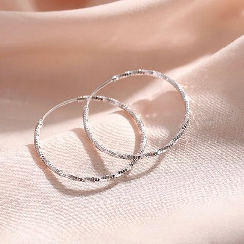 Khuyên tai bạc 925 vòng tròn đơn giản cá tính mới lạ độc đáo bắt mắt trẻ trung Dế Bạc