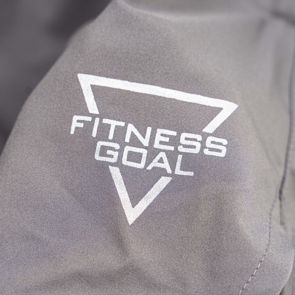 Quần Đùi Short Thể Thao Nam Tập Gym chạy bộ 2 lớp, xẻ V có túi zip lớp trong thoáng mát Q259 | BigBuy360 - bigbuy360.vn