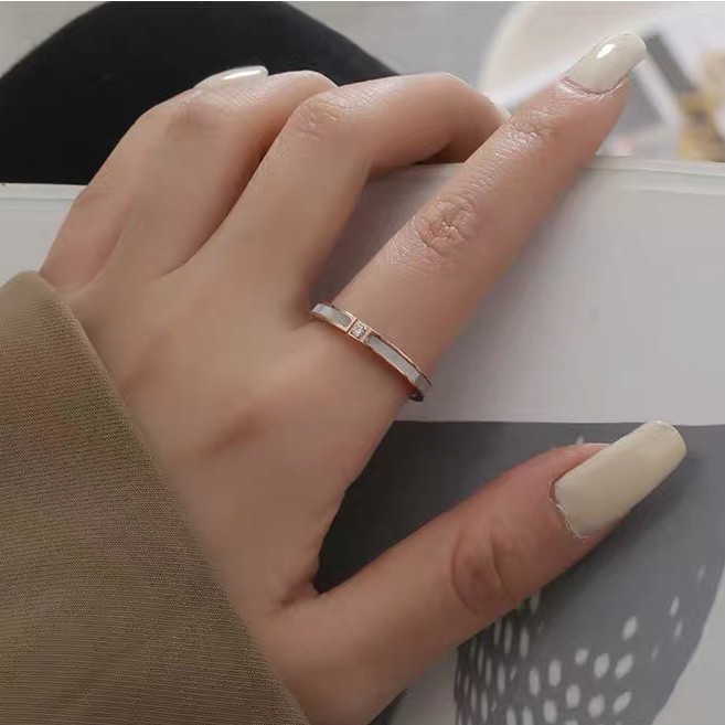 Nhẫn thép titan mạ vàng hồng đơn giản chống thấm nước chống mồ hôi thời trang Hàn Quốc dễ phối đồ cho cặp đôi nam nữ
