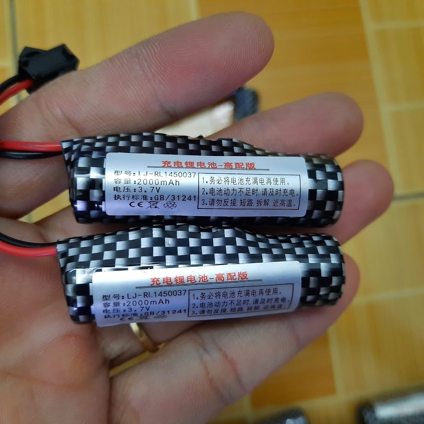 Pin sạc 14500 3.7v 2000mah xe điều khiển pin sạc loại tròn cổng SM