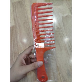 Lược răng thưa CỠ ĐẠI dùng để chải tóc uốn - phụ liệu tóc
