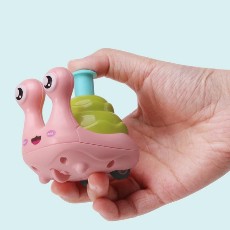 Đồ chơi cho bé ốc sên chạy dây cót cho bé - nhấn nút để chạy - babyboss