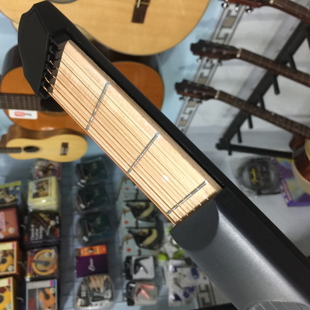 Dụng cụ tập bấm hợp âm Guitar Pocket 6 ngăn - tâp mọi lúc mọi nơi không sợ phiền đến ai