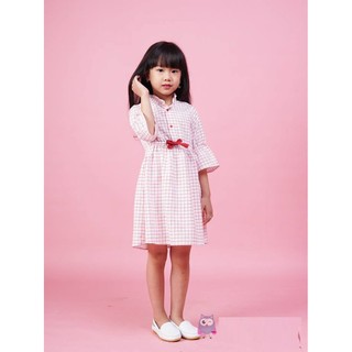 Đầm hồng tay xòe lỡ Love Kids