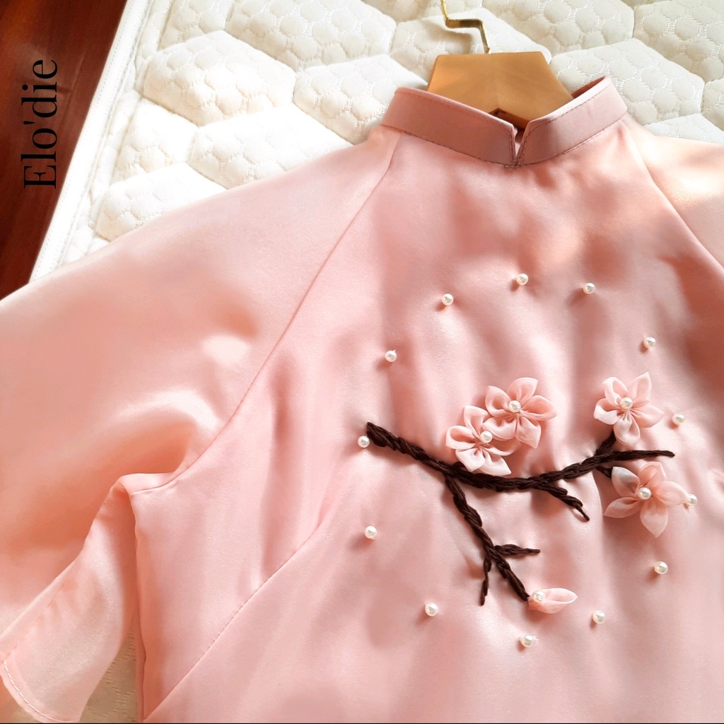 Áo Dài Cách Tân Roko Họa Tiết Thêu Tay