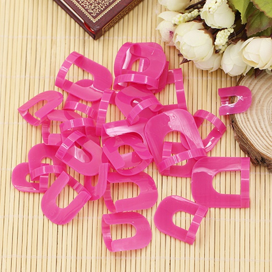 Set 26 Kẹp Nhựa Chống Lem Sơn Móng Tay + 1 Miếng Dán