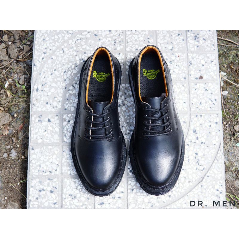 Dr. 8053 full black