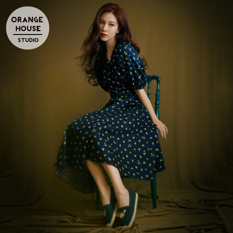 Váy hoa nhí, vintage nền xanh đen hoa vàng