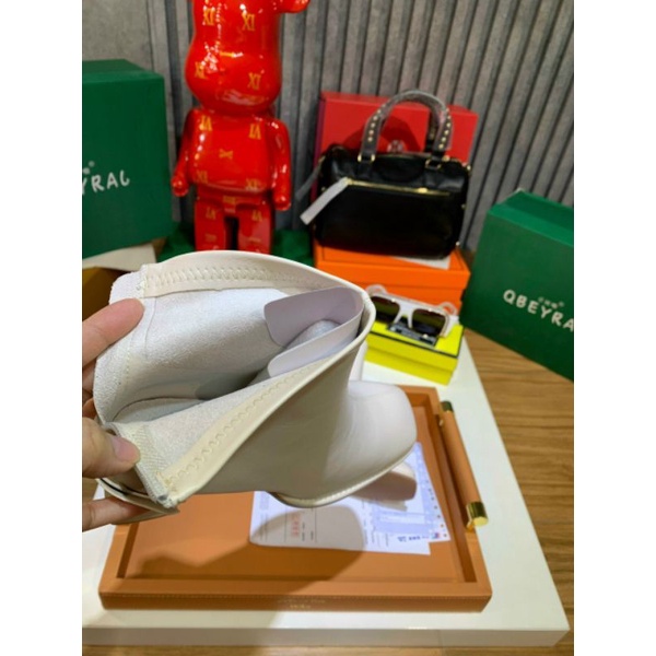 ld Boot 7p Qbey Đế Viền Cổ Cao Da Mềm Êm Fullbox Cao Cấp