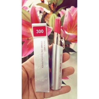 SON MENARD STREAM ONE TOUCH LIPSTICK