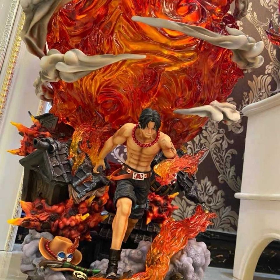 ๑Đặc biệt mua một tặng một hộp quà ngoại vi anime làm bằng tay miễn phí) One Piece Toy Rem Naruto Ghost Ex dập Gift
