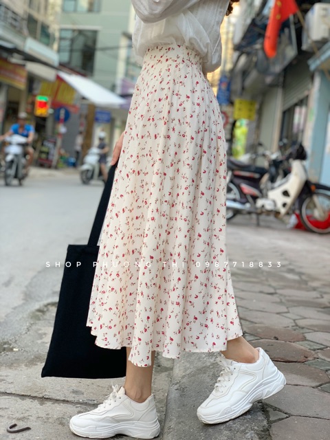 Chân váy hoa nhí vintage chun sau (hình shop tự chụp/ sẵn) | BigBuy360 - bigbuy360.vn