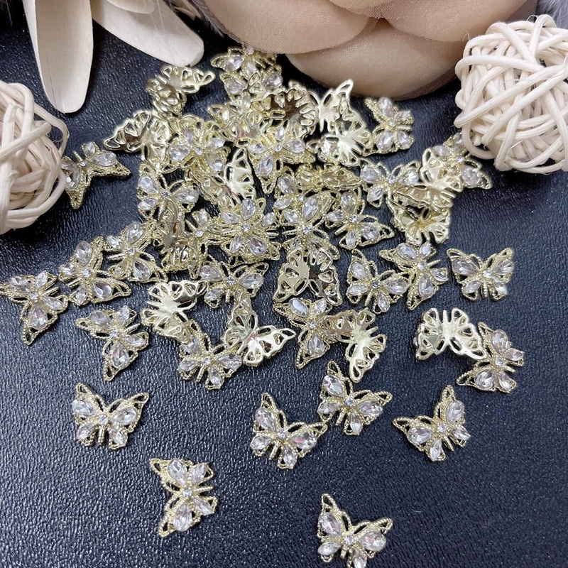 Charm đá đính móng cao cấp