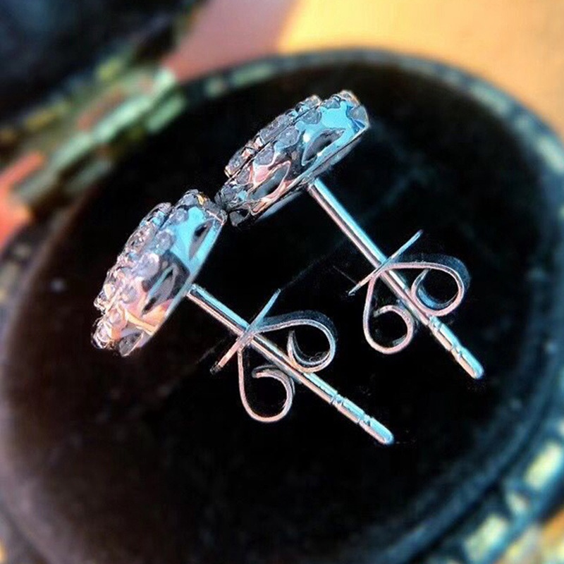 Khuyên tai nữ trang tạo hình độc đáo nhiều màu sắc