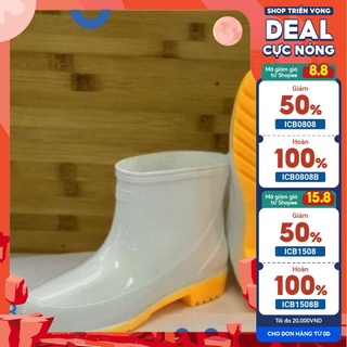 Ủng ngắn cổ màu trắng đi mưa