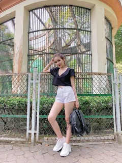 croptop cổ tim