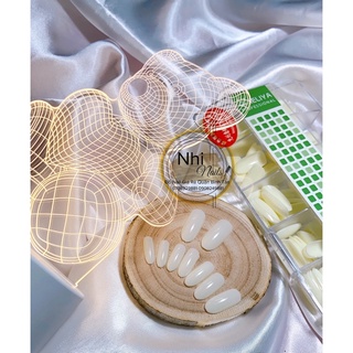 Móng úp form tròn