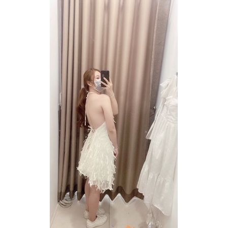 TANA'S] Đầm 2 dây cổ yếm hở lưng voan lông vũ cực sexy | BigBuy360 - bigbuy360.vn