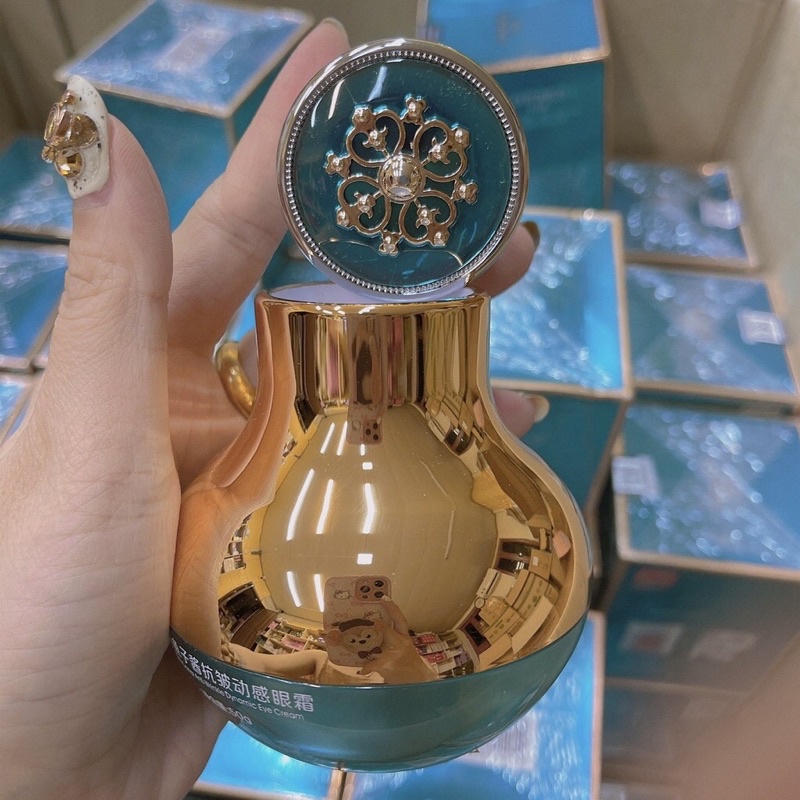 Kem dưỡng da MmÉiR kèm máy matsa đẩy tinh chất
