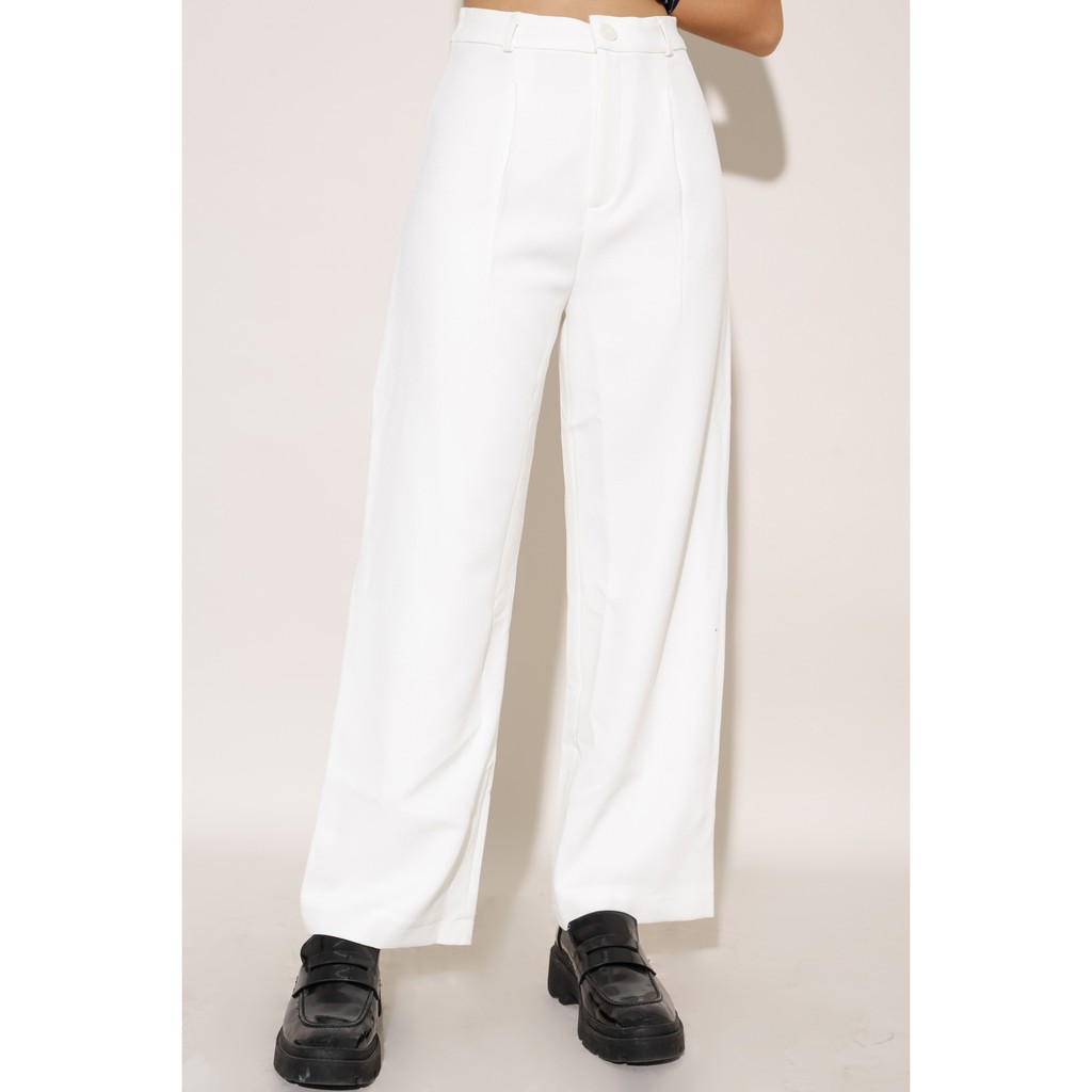 Quần dài ống suông thời trang GAGO pleated wide straight pants màu trắng GO3177 | BigBuy360 - bigbuy360.vn
