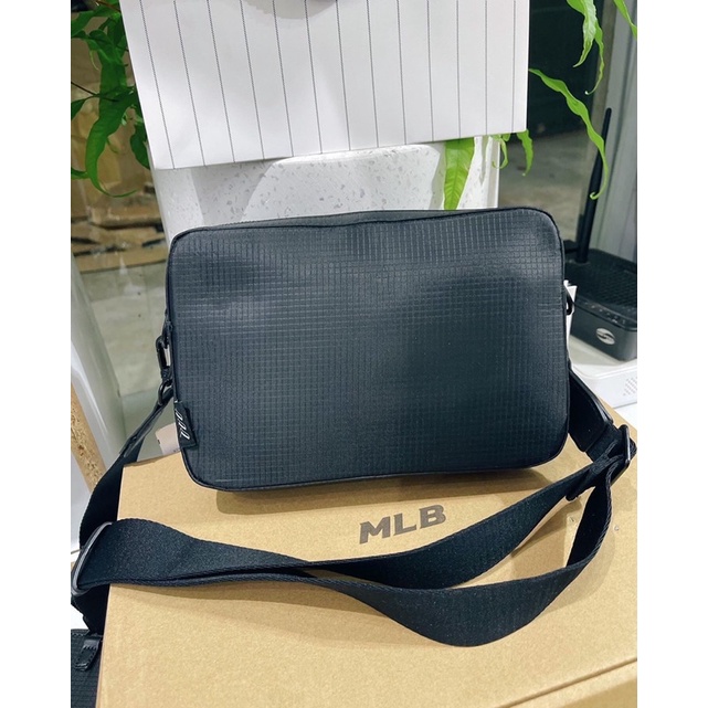 Túi đeo chéo mIb M