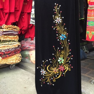 Chân váy trang phúc người dân tộc Thái