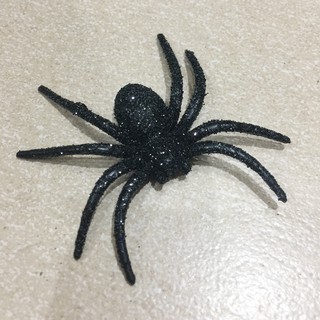 Vỉ 6 con nhện giả Halloween