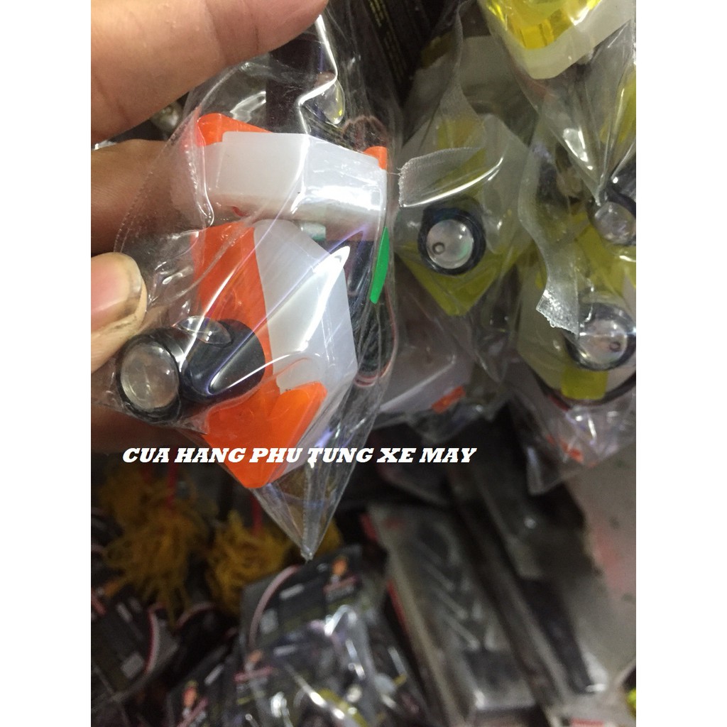 Đèn Xi nhan sau kiểu mũi tên cho các loại xe