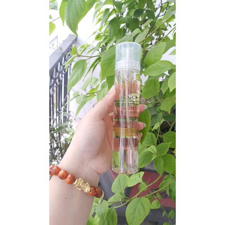 Xịt khoáng dưỡng ẩm Q10 Queenie