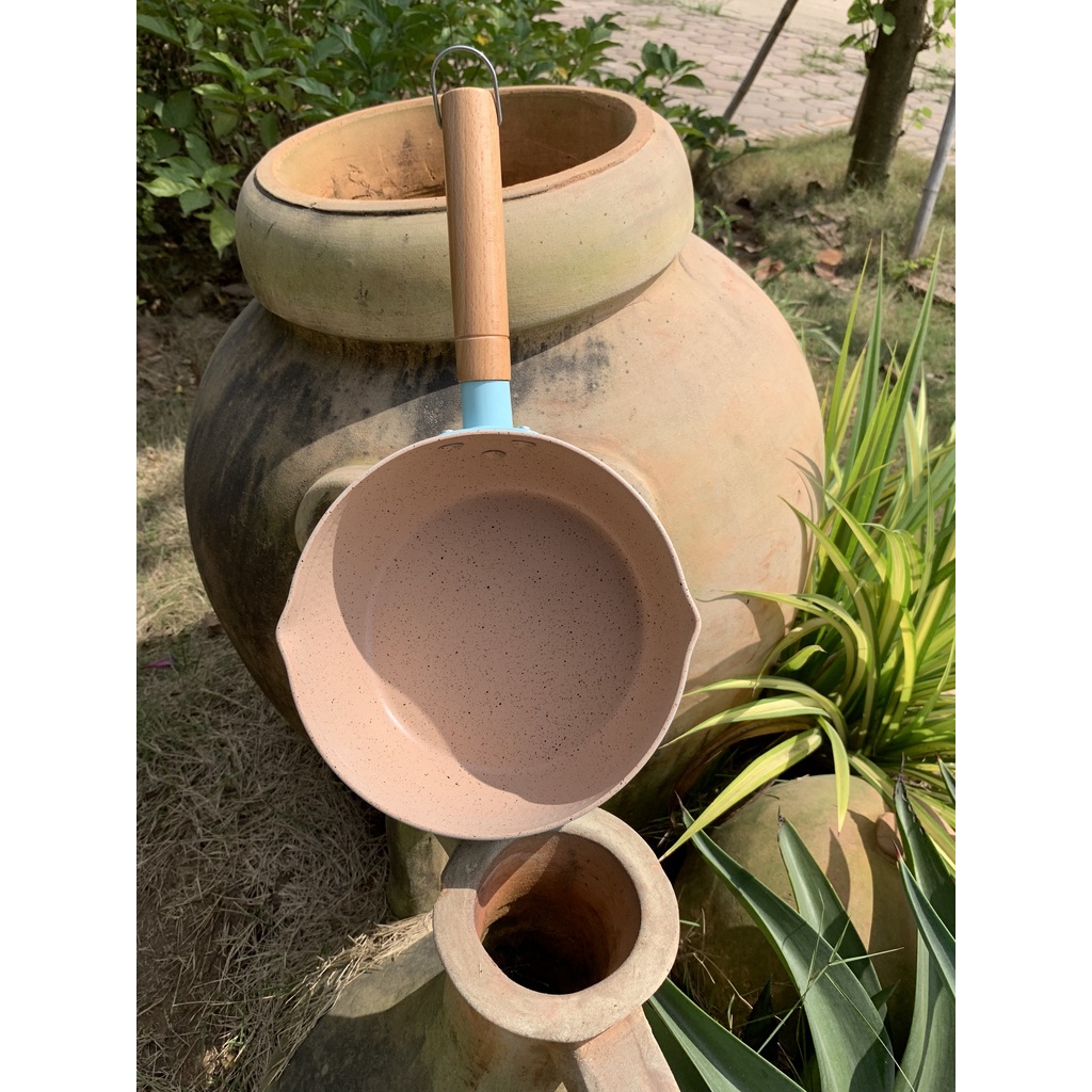 CHẢO CHỐNG DÍNH CHẢO CÁN GỖ KIỂU DÁNG HÀN QUỐC SÂU LÒNG CAO CẤP SIZE 18 CM