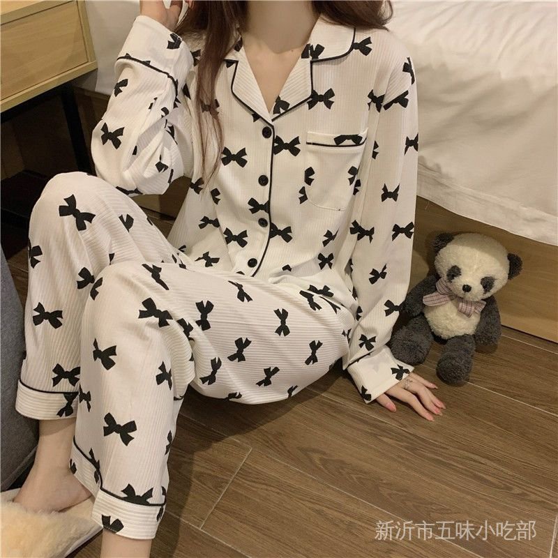 Bộ Đồ Ngủ Tay Dài Đính Nơ Toàn Diện Đơn Giản Thời Trang Xuân Thu Cho Nữ
