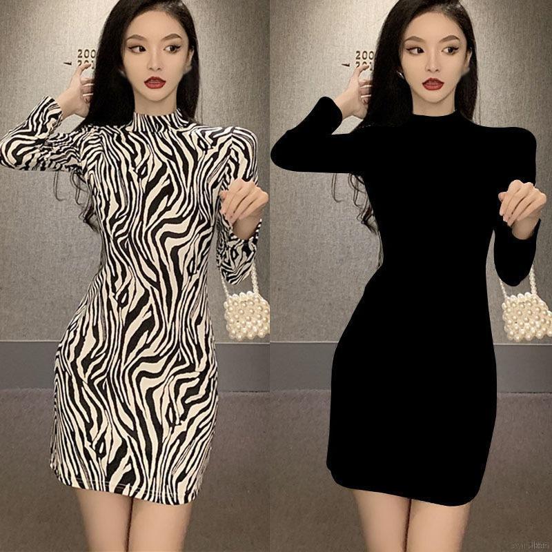 Đầm Tay Dài Cổ Lọ Hoạ Tiết Ngựa Vằn Thiết Kế Ôm Sát Tôn Dáng