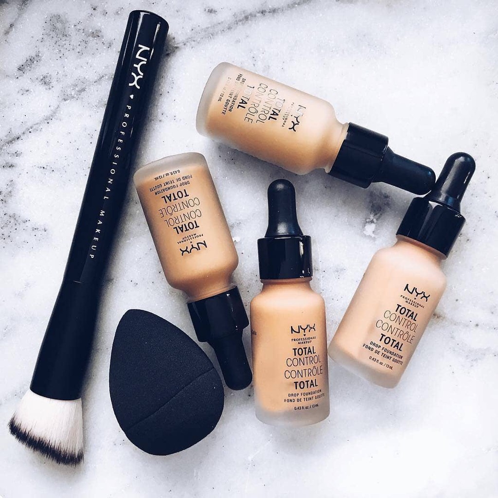NYX - Kem nền kiểm soát dầu Total Control Drop Foundation 13ml | BigBuy360 - bigbuy360.vn