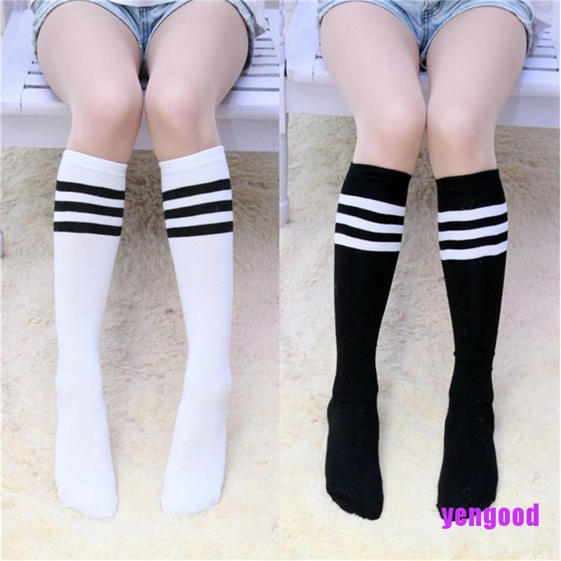 Vớ dài ngang gối kẻ 3 sọc ngang thời trang