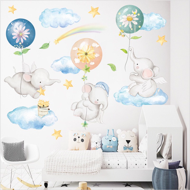 Decal trang trí tường - 3 thiên thần voi ôm bong bóng vui đùa