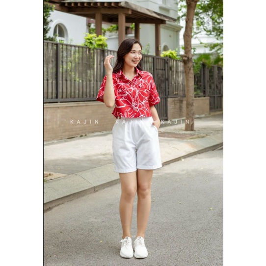 Áo sơ mi croptop họa tiết