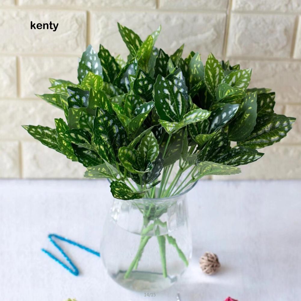 Chùm lá giả sống động như thật dùng trang trí