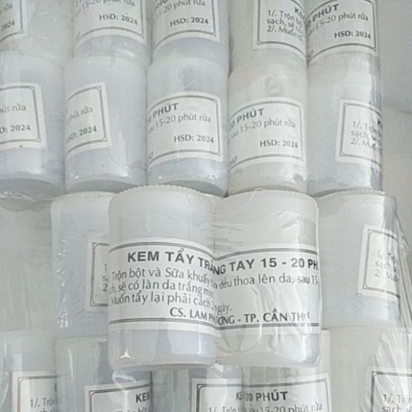Cặp bột tẩy trắng cấp tốc