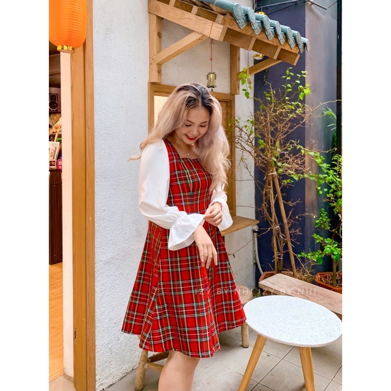 [Mã SKAMA06 giảm 8% tối đa 50K đơn 250K] VÁY ĐẦM KẺ ĐỎ PHỐI TAY TRẮNG BIGSIZE - SWEETIE DRESS - IZYBYNHI | BigBuy360 - bigbuy360.vn